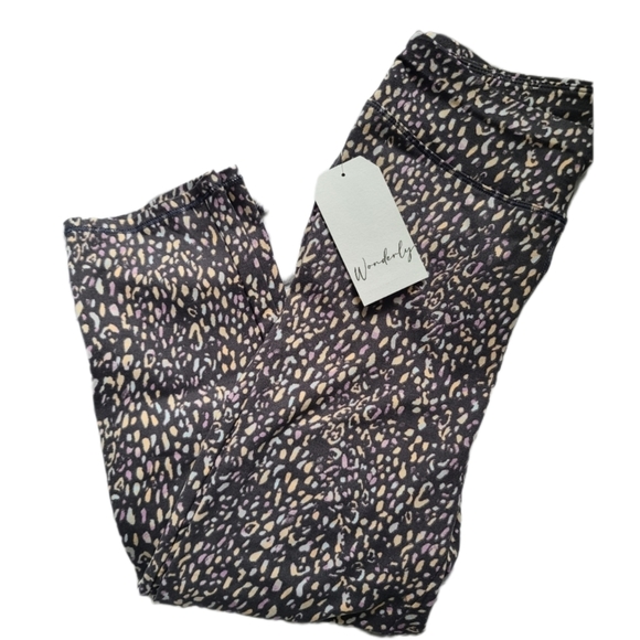 Wonderly Women Leggings NWT - Picture 1 of 3